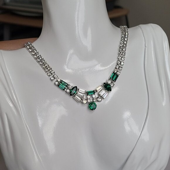 Vintage Royal Green Crystal Rhinestone Silver Tone Choker Evening Necklace - Picture 4 of 10